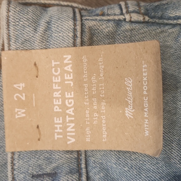 Madewell Light Wash Ankle Jeans - Picture 4 of 7